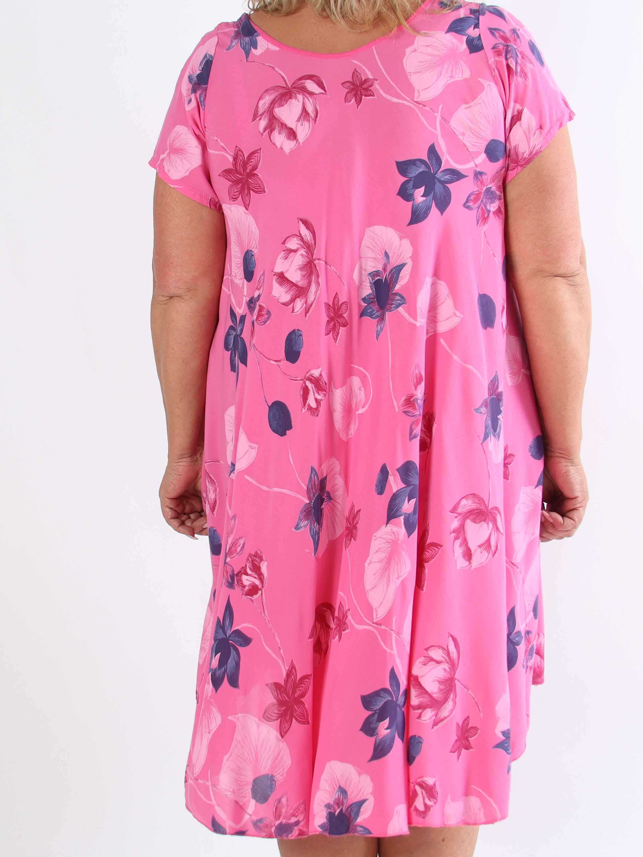 Bora - Sød plus size tunikakjole i bomuld med blomsterprint